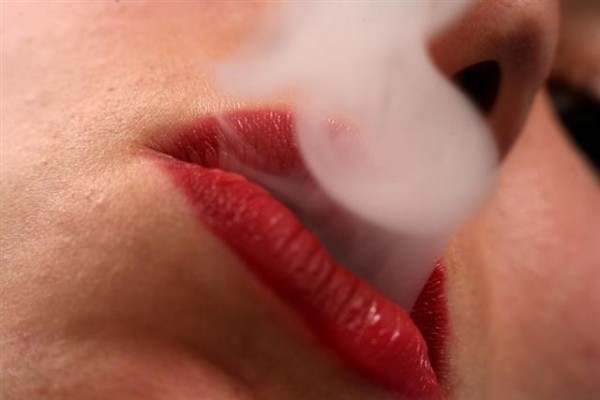 Mujer-dejar-de-fumar